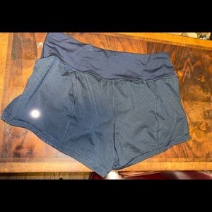 lululemon black shorts